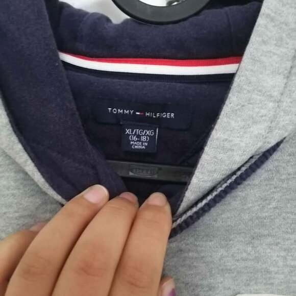 Tommy Hilfiger Big Boy baseball jacket of high quality (also fits women in S) - Picture 4 of 4